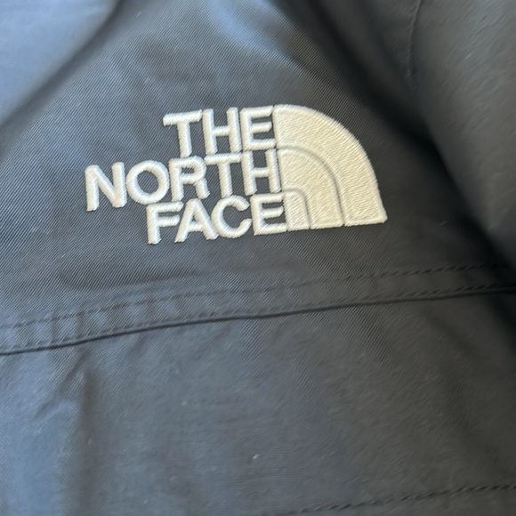 North face Gotham jacket never worn - Picture 2 of 4